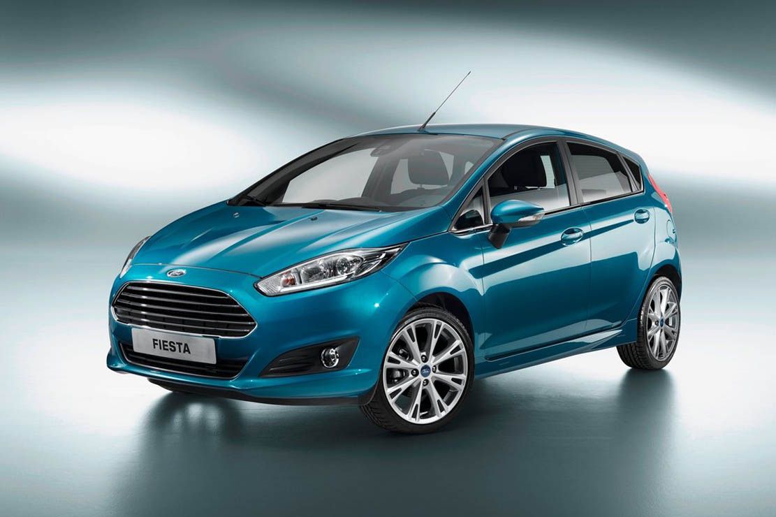 PARE BOUE AVANT FORD FIESTA 2013+ (MOQUETTE)