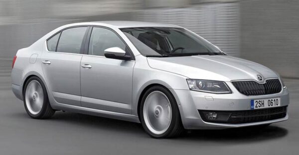 pare boue aile avant DROIT (conducteur) Skoda OCTAVIA depuis 2013->>