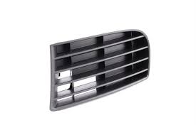 GRILLE PHARE SECOUR GOLF 5 AVANT DROIT FERME