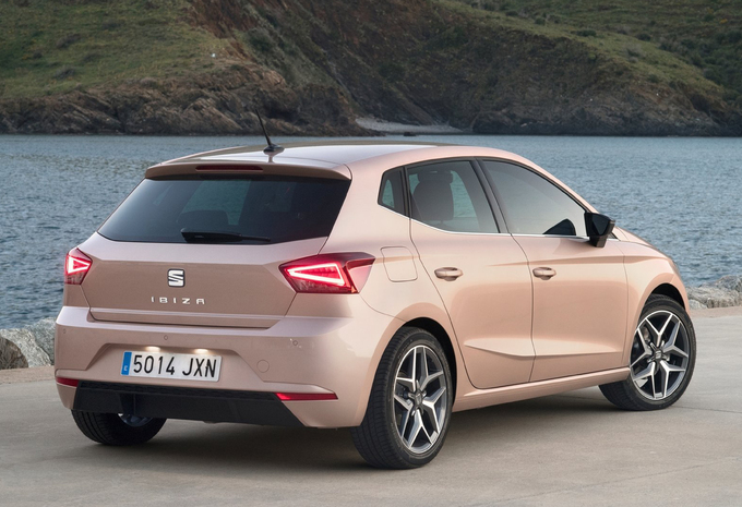 CACHE SOUS MOTEUR SEAT IBIZA 2019 AU 2025